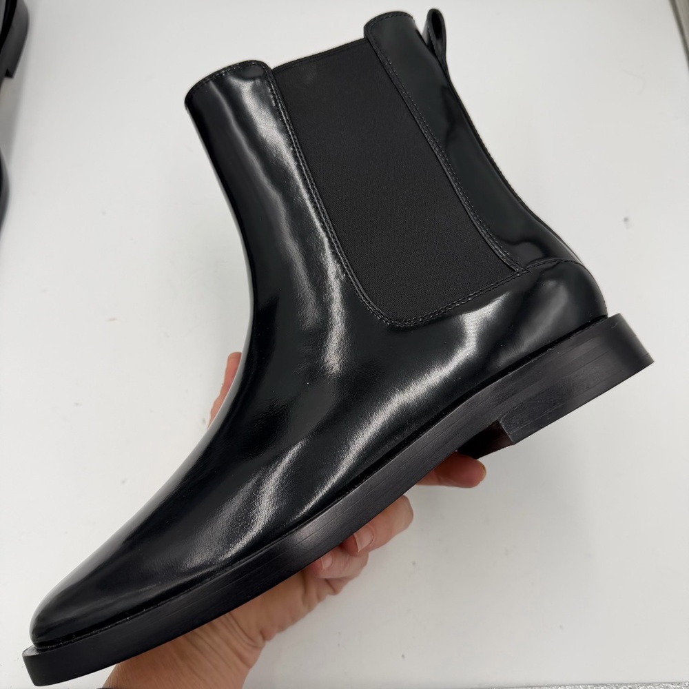 NEW Everlane Black Patent Leather The Chelsea Boot in Size 9.5 - Picture 9 of 16